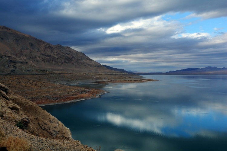 lake scene